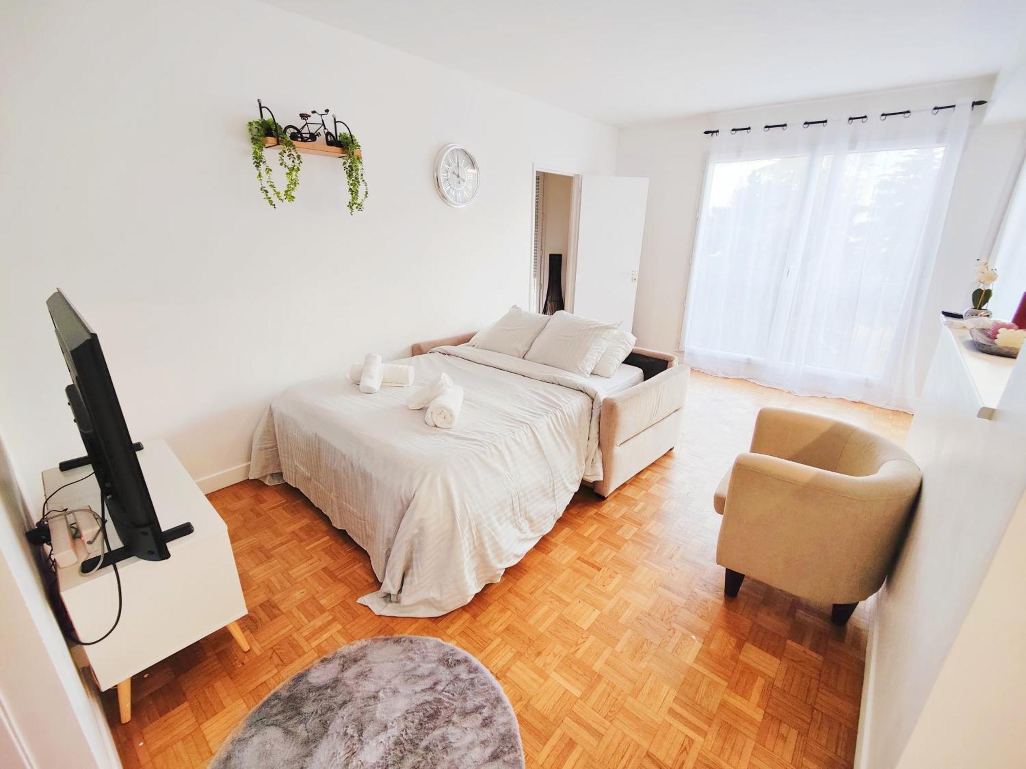 Apartamento Metro A 2 Minutes Paris Centre Le Marais Romainville Exterior foto